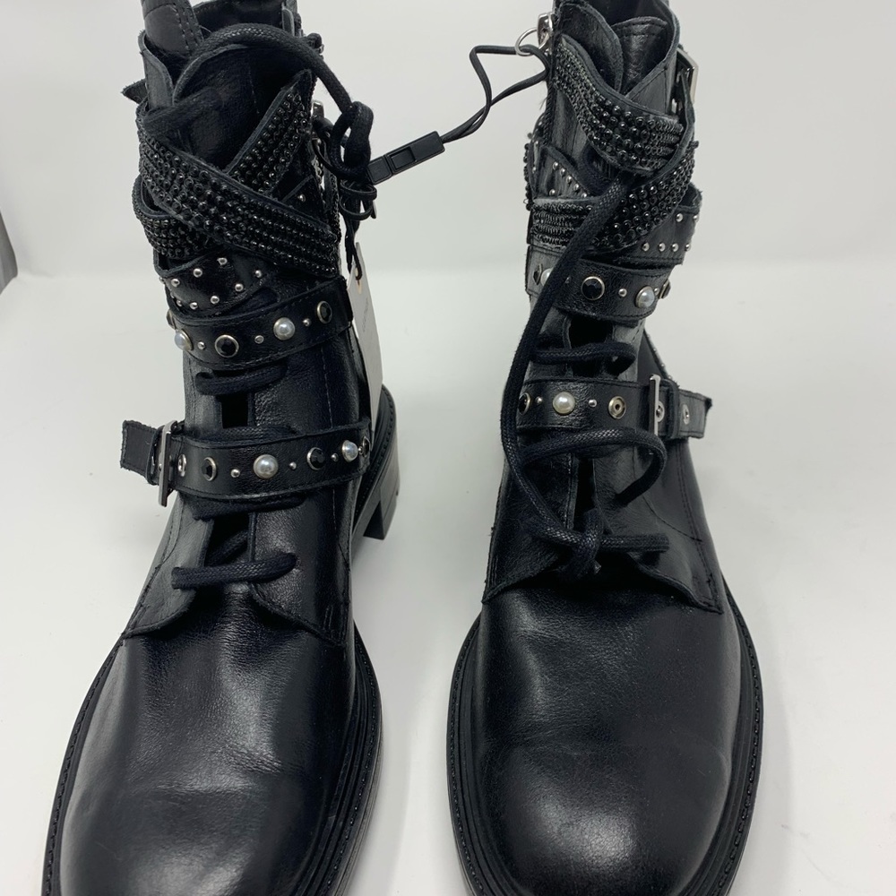 ZARA LOW HEELED LEATHER ANKLE BOOTS - Picture 15 of 16